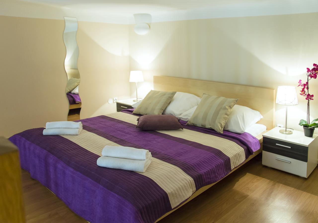 Apartment Jindrisska 25 Praag Buitenkant foto